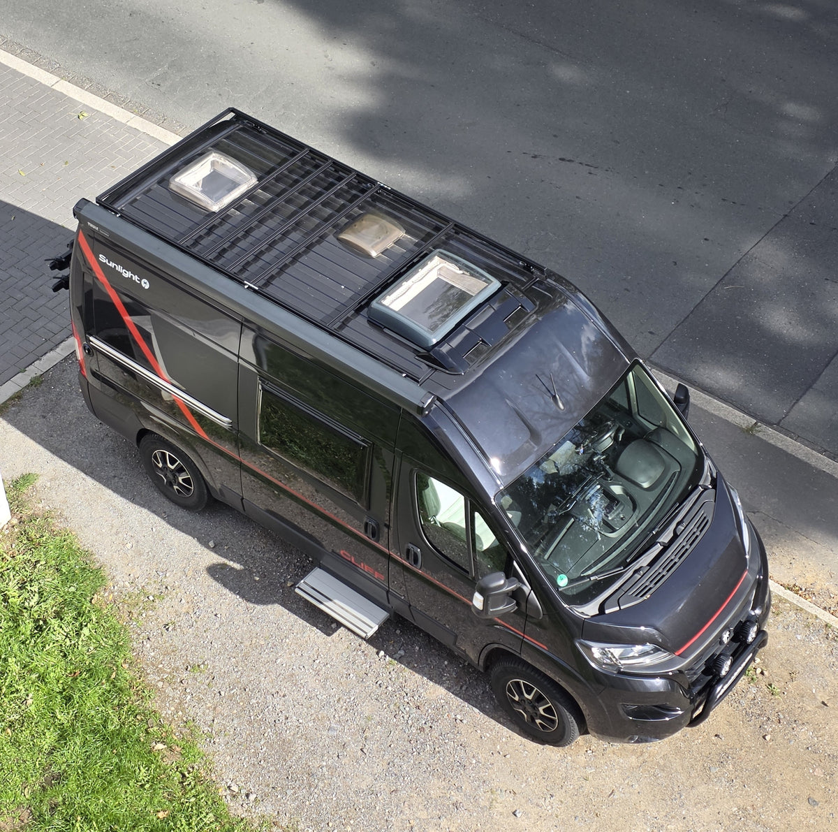 Fiat Ducato (2006-) Roof Rack – Modularer Aluminium-Dachträger für Camper mit Thule Omnistor