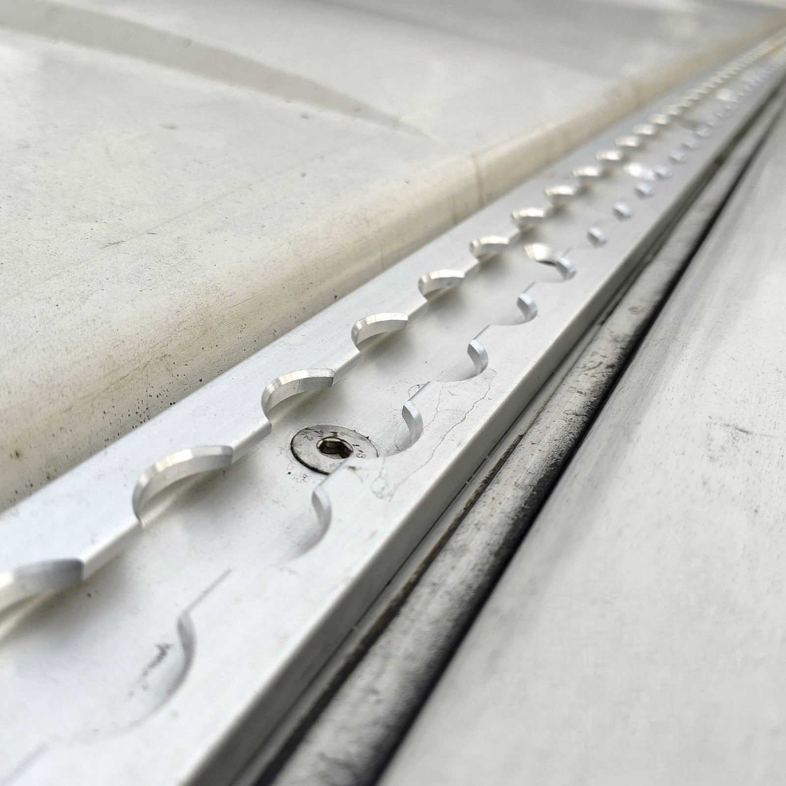 VW T4 Airlineschienen Set - Dachträger