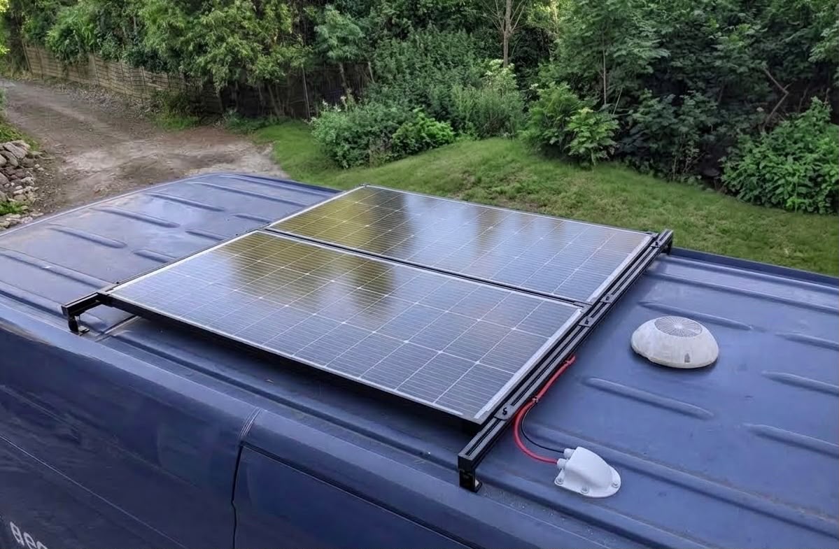 Mercedes-Benz Sprinter (2006-) Solar Rack Set – Solar Trägersystem
