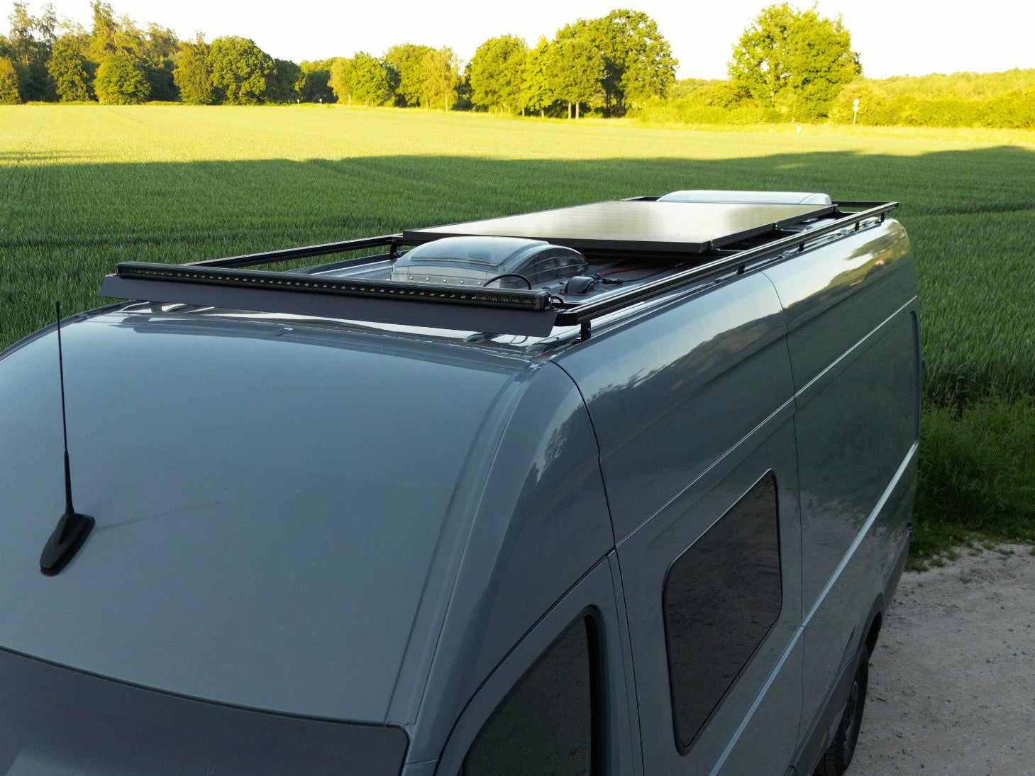 Mercedes-Benz Sprinter (2006-) Roof Rack Set – Modularer Aluminium-Dachträger